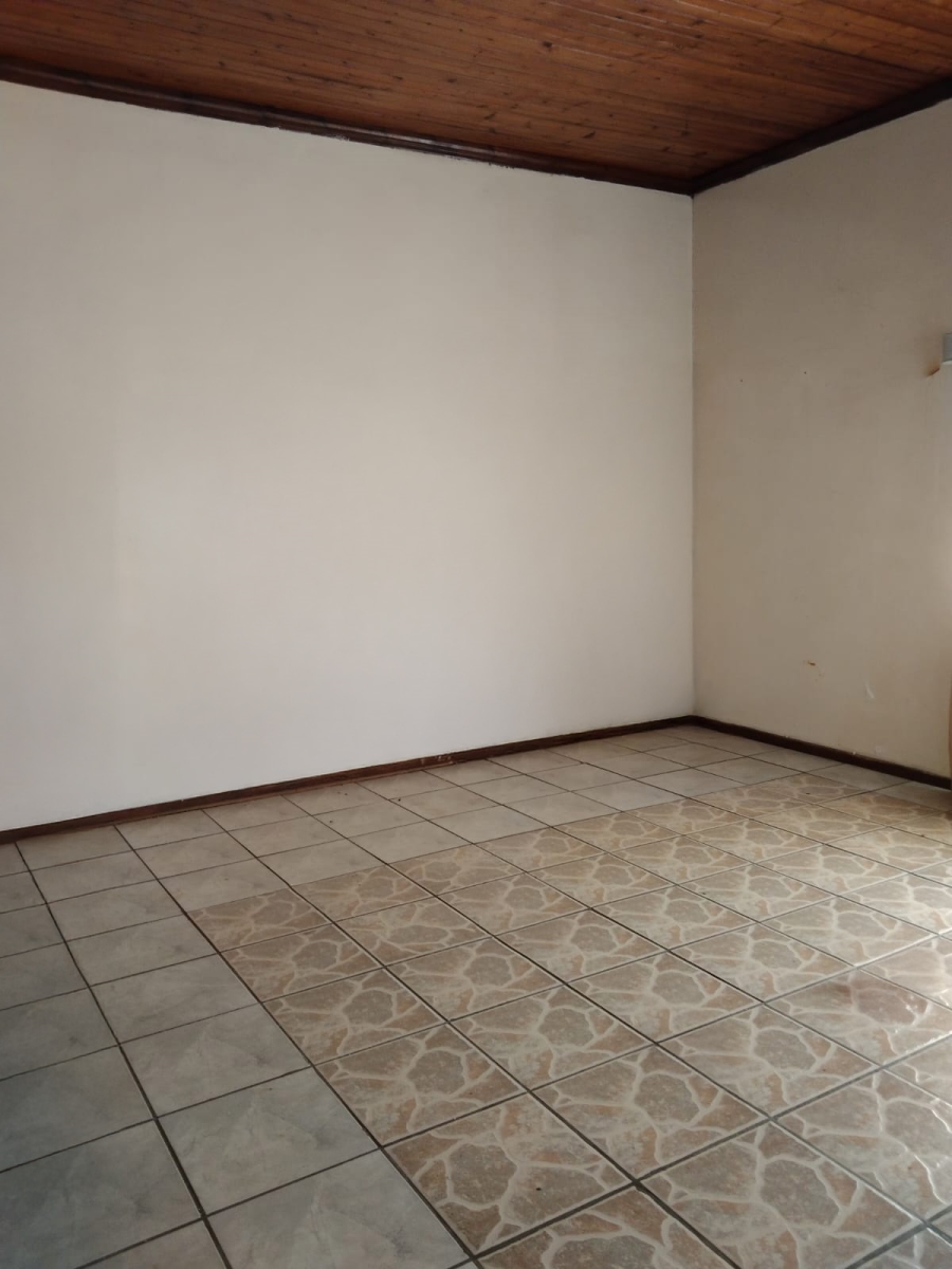 3 Bedroom Property for Sale in Theunissen Free State